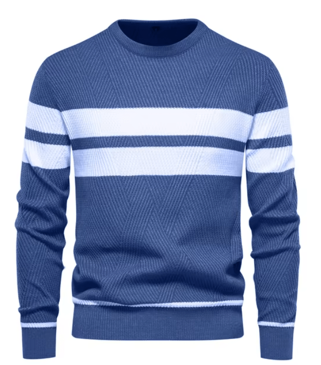 Blauer Herrenpullover mit weißen Streifen, Rundhalsausschnitt, gestricktes Design. Modischer Strickpullover für Herbst und Winter.