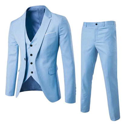 Hellblauer Herrenanzug mit Weste, elegantes Design, ideal für formelle Anlässe. Hochwertiger Stoff, modischer Dreiteiler, stilvoll und modern.
