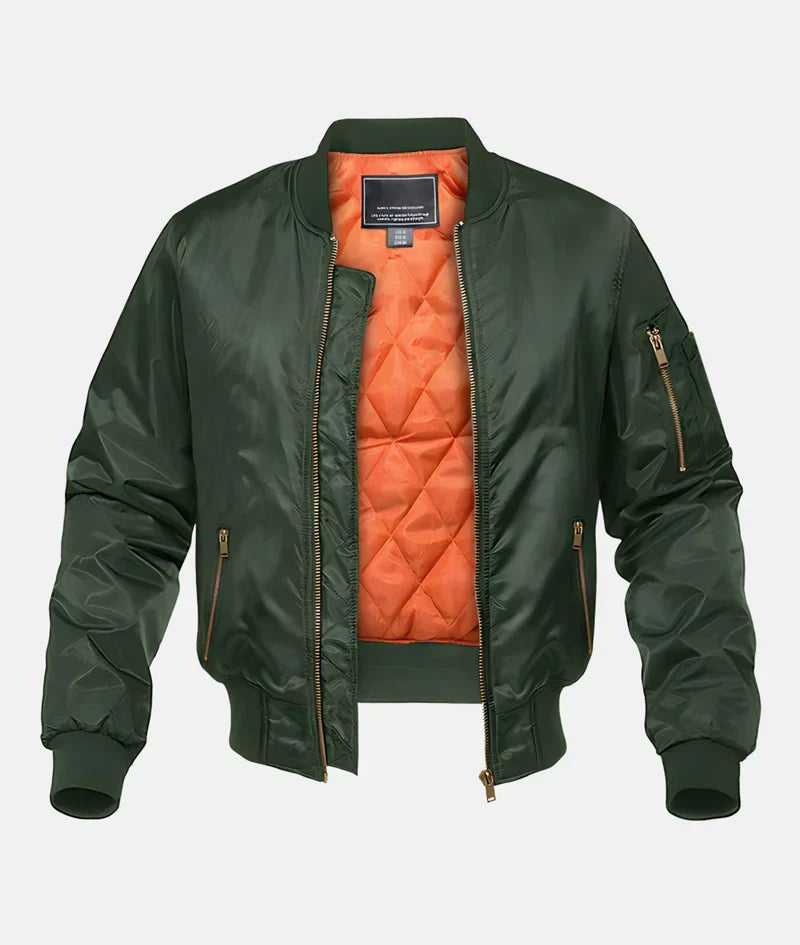 Grüne Bomberjacke mit orangefarbenem Innenfutter, Reißverschlusstaschen und Rippbündchen. Modische Herrenjacke, ideal für Herbst und Winter.