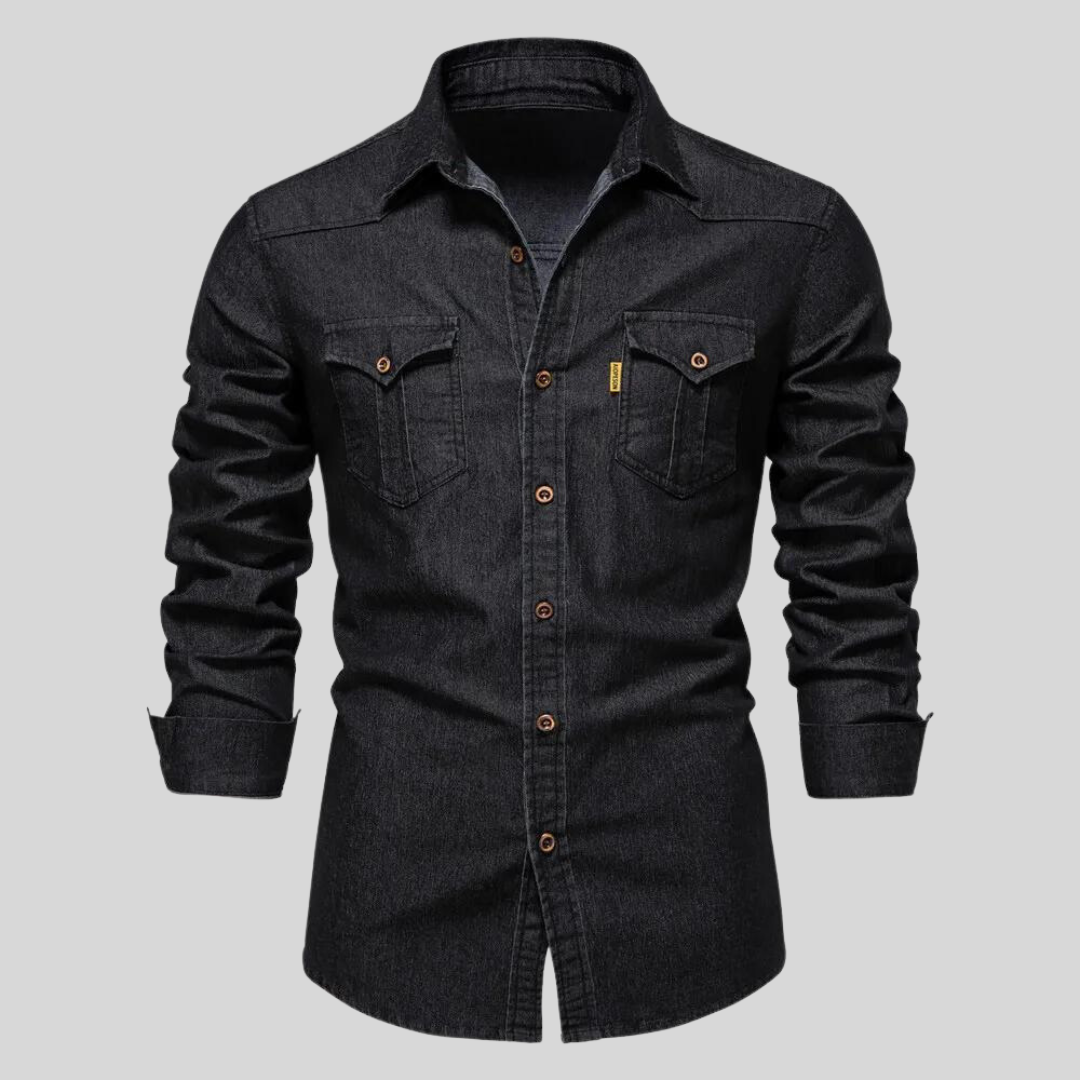 Schwarzes Jeanshemd für Herren, langärmelig, mit Knopfleiste und Brusttaschen, modisch und vielseitig, ideal für Freizeit- und Alltagskleidung.