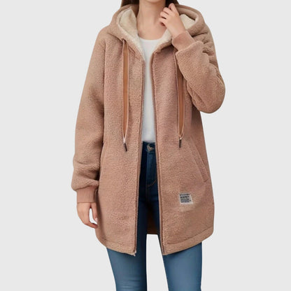 Damen Teddy-Fleecejacke mit Kapuze in Beige, Reißverschluss, Kordelzug, lässiger Stil, ideal für Herbst und Winter, modisch und warm.