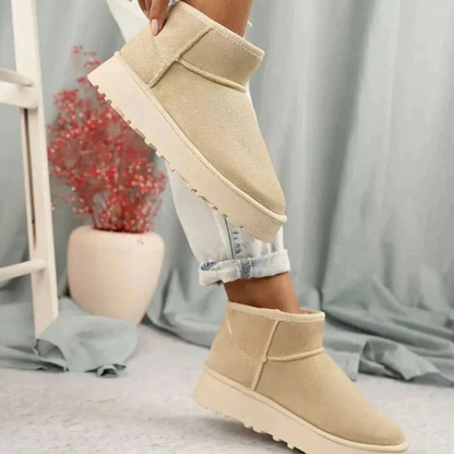 Damen Stiefel mit Plateau und Slip On Design