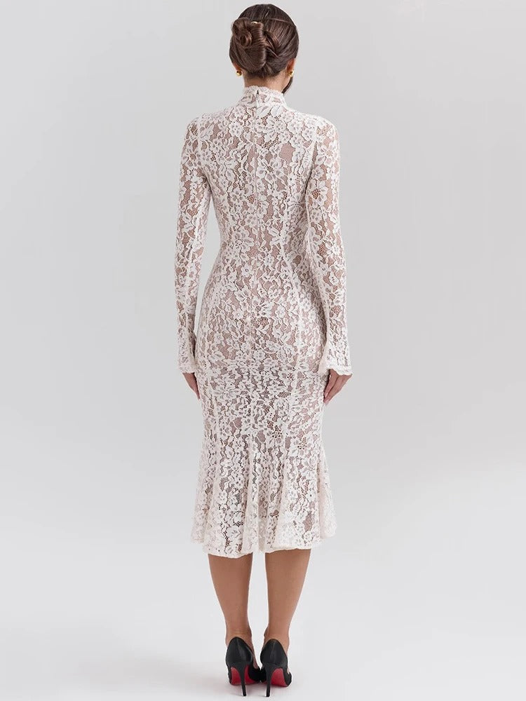 Elegantes Spitzenkleid mit Stehkragen