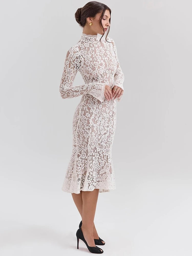 Elegantes Spitzenkleid mit Stehkragen