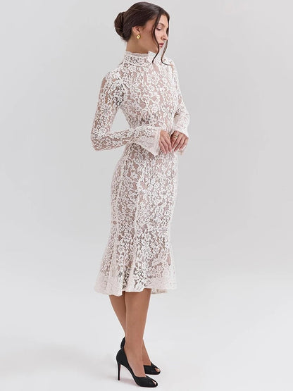 Elegantes Spitzenkleid mit Stehkragen