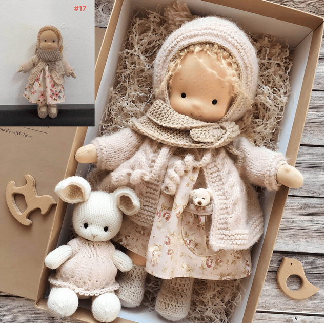 Handgefertigte Waldorf-Kuschelpuppe für Kinder
